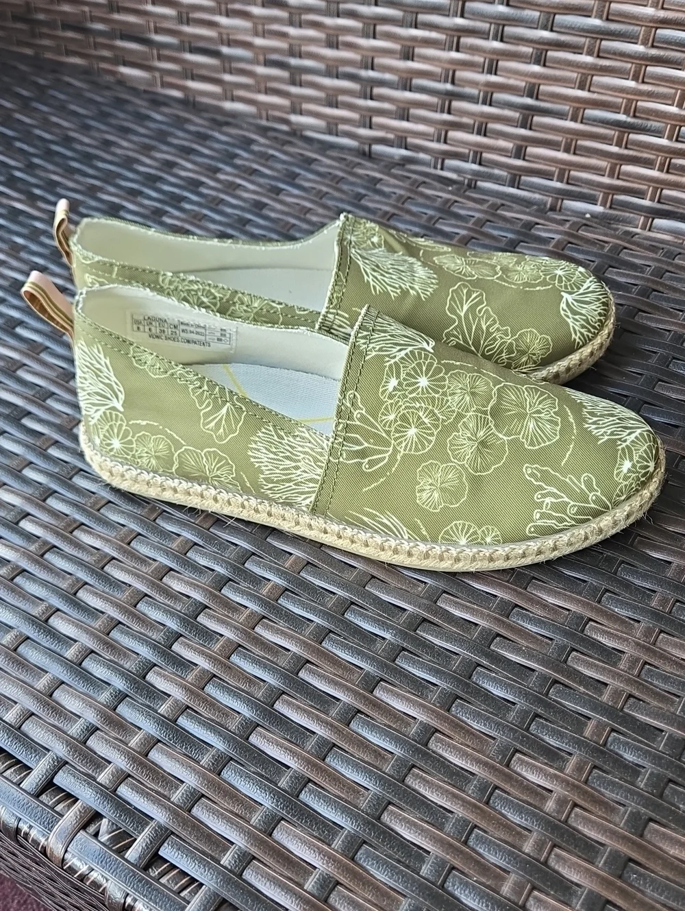 Vionic Beach Women's Laguna Espadrille Shoes Size 8